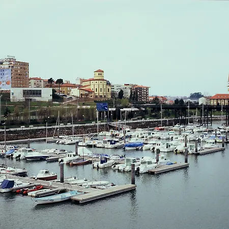 Anclas إل أستيريلو