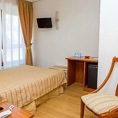 Hotel Hotel Las Anclas 2*