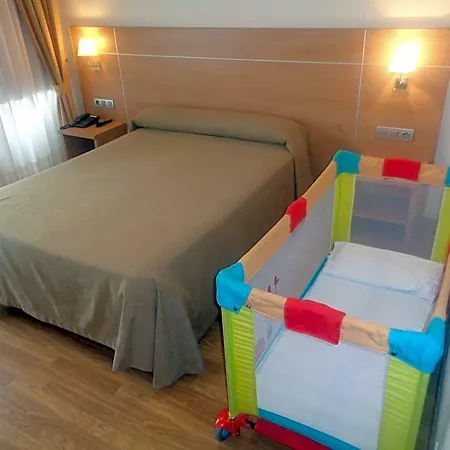 Hotel Hotel Las Anclas 2*