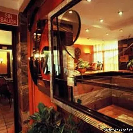 Anclas Hotell 2*