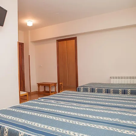 Hotel Anclas 2*